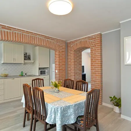 Διαμέρισμα Apartments Marija 1648 *