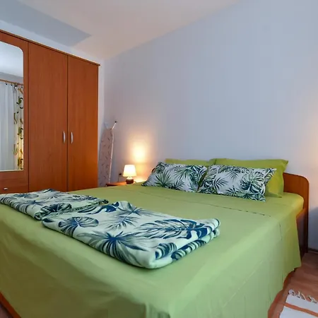 Apartments Marija 1648 Πόρετς