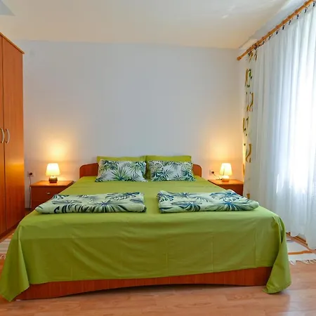 Διαμέρισμα Apartments Marija 1648 *